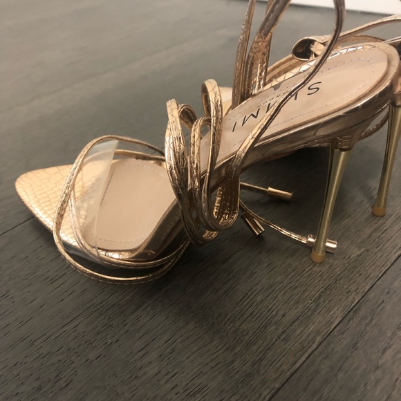 Rose gold heels - Picture 3 of 3